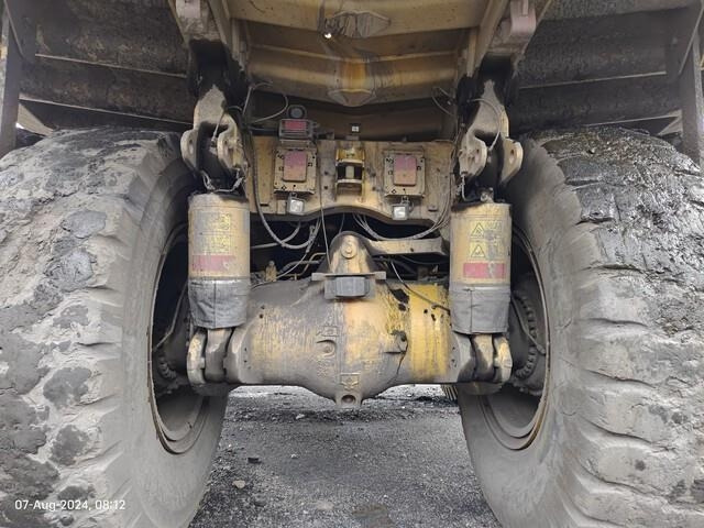 Кар'єрний самоскид CAT 777E: фото 21