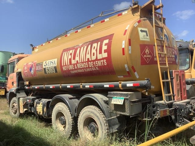 MAN 33.360-V20 - Вантажівка цистерна: фото 2 MAN 33.360-V20 - Вантажівка цистерна: фото 2