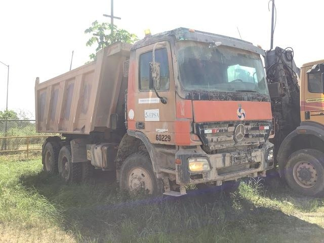 Mercedes-Benz ACTROS 3341 - Самоскид вантажівка: фото 4 Mercedes-Benz ACTROS 3341 - Самоскид вантажівка: фото 4