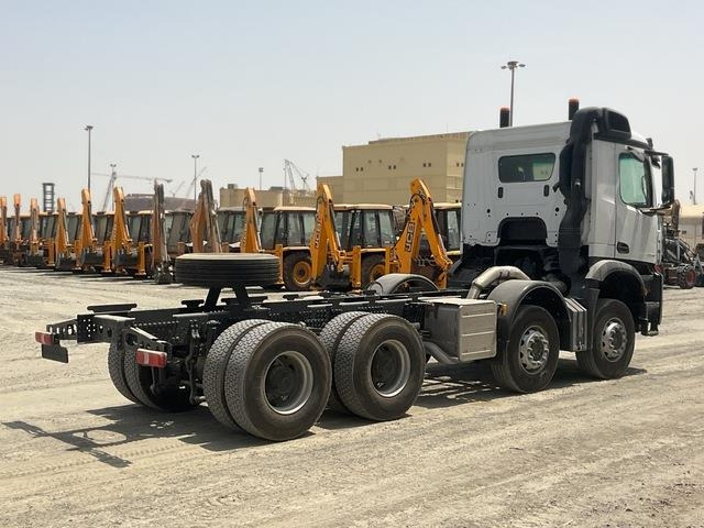 Mercedes-Benz Arocs 4240 - Вантажівка шасі: фото 3 Mercedes-Benz Arocs 4240 - Вантажівка шасі: фото 3