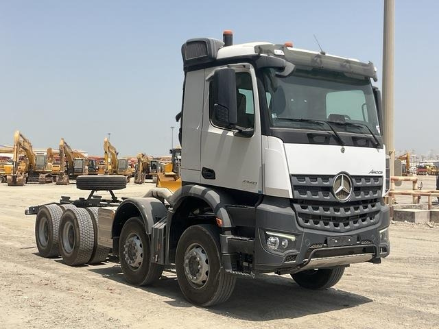 Mercedes-Benz Arocs 4240 - Вантажівка шасі: фото 4 Mercedes-Benz Arocs 4240 - Вантажівка шасі: фото 4