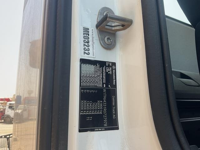 Mercedes-Benz Arocs 4240 - Вантажівка шасі: фото 5 Mercedes-Benz Arocs 4240 - Вантажівка шасі: фото 5