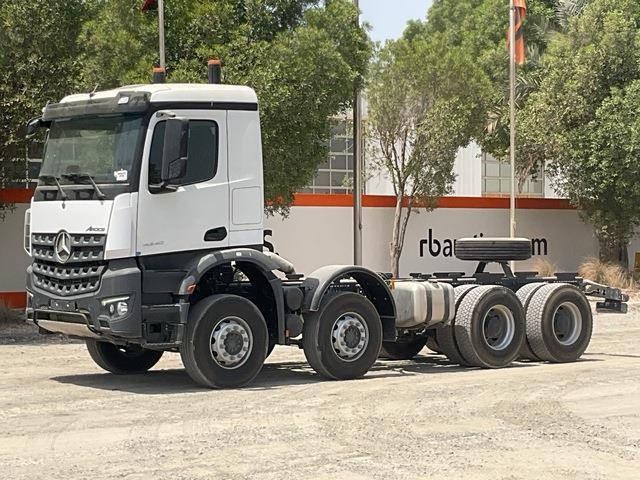 Mercedes-Benz Arocs 4240 - Вантажівка шасі: фото 1 Mercedes-Benz Arocs 4240 - Вантажівка шасі: фото 1
