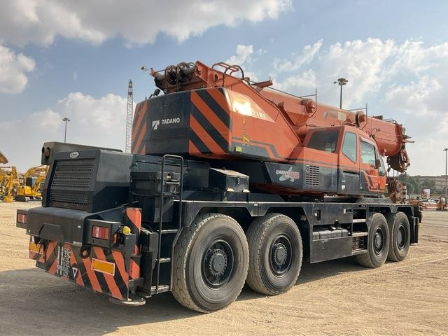 Tadano GR700N-2 - Короткобазний кран: фото 2 Tadano GR700N-2 - Короткобазний кран: фото 2