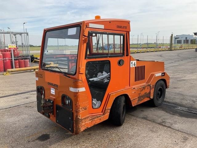 Charlatte TD225 - Складські тягач: фото 1 Charlatte TD225 - Складські тягач: фото 1