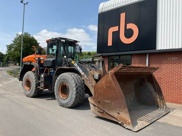 Doosan DL480-7 - Колісний навантажувач: фото 4 Doosan DL480-7 - Колісний навантажувач: фото 4