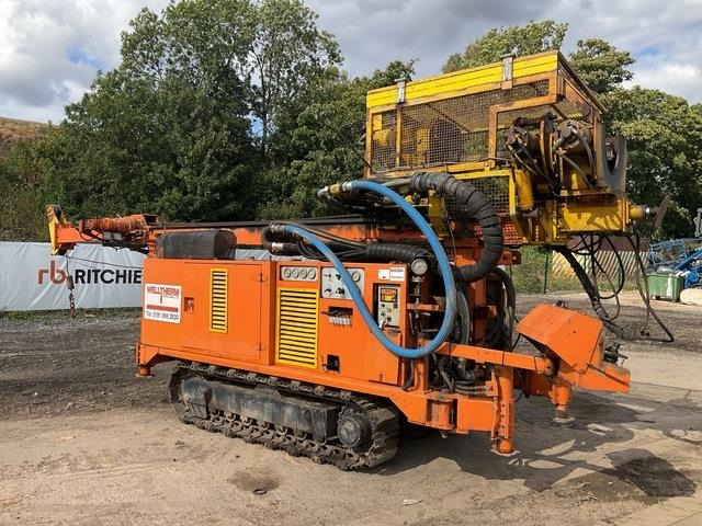 Massenza MI0604 - Бурова установка: фото 1 Massenza MI0604 - Бурова установка: фото 1