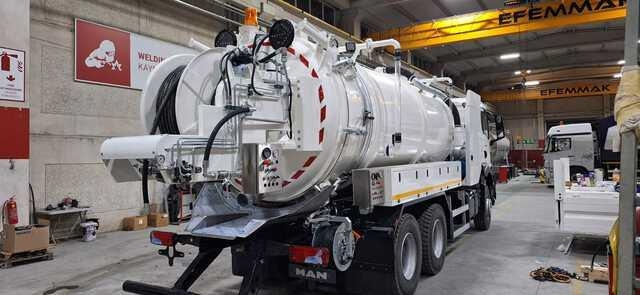 MAN TGS33.400 Jetter - Асенізатори: фото 3 MAN TGS33.400 Jetter - Асенізатори: фото 3