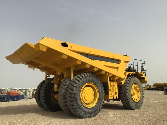 Komatsu HD785-5 - Кар'єрний самоскид: фото 3 Komatsu HD785-5 - Кар'єрний самоскид: фото 3