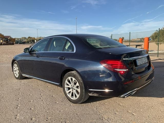 Mercedes-Benz E220D - Легковий автомобіль: фото 2 Mercedes-Benz E220D - Легковий автомобіль: фото 2