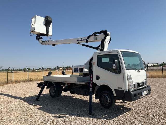 Nissan NT400 Cabstar - Автовишка: фото 4 Nissan NT400 Cabstar - Автовишка: фото 4