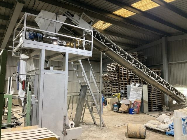 Semca 80 - Пакувальне обладнання: фото 2 Semca 80 - Пакувальне обладнання: фото 2