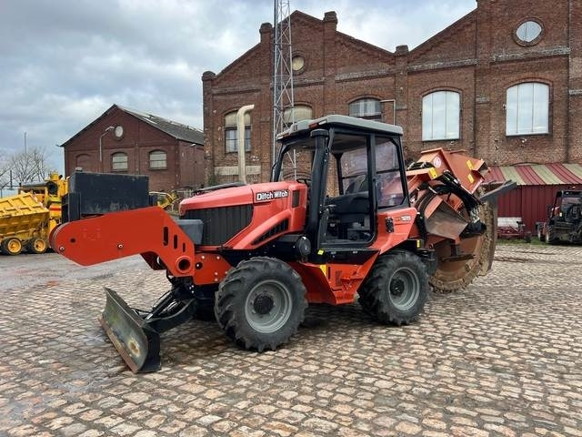 Ditch Witch RT125 - Траншеєкопач: фото 1 Ditch Witch RT125 - Траншеєкопач: фото 1