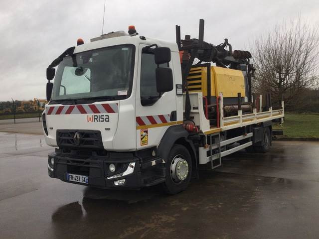 Renault D250 - Бурова установка: фото 1 Renault D250 - Бурова установка: фото 1