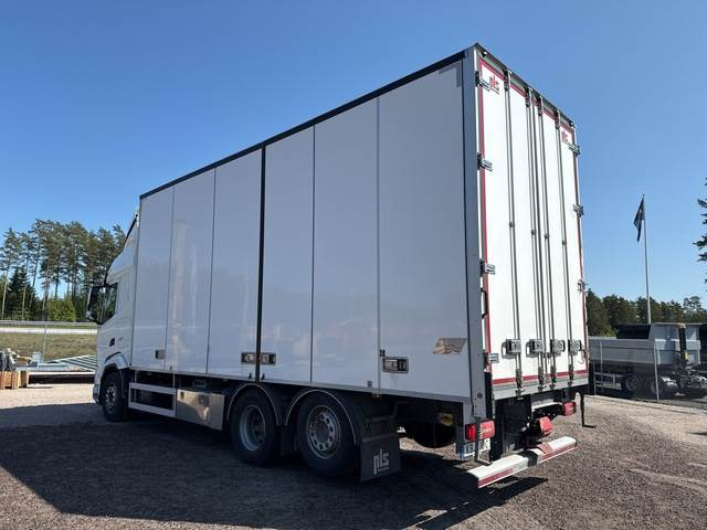 DAF XF 530 FAN - Вантажівка з закритим кузовом: фото 2 DAF XF 530 FAN - Вантажівка з закритим кузовом: фото 2