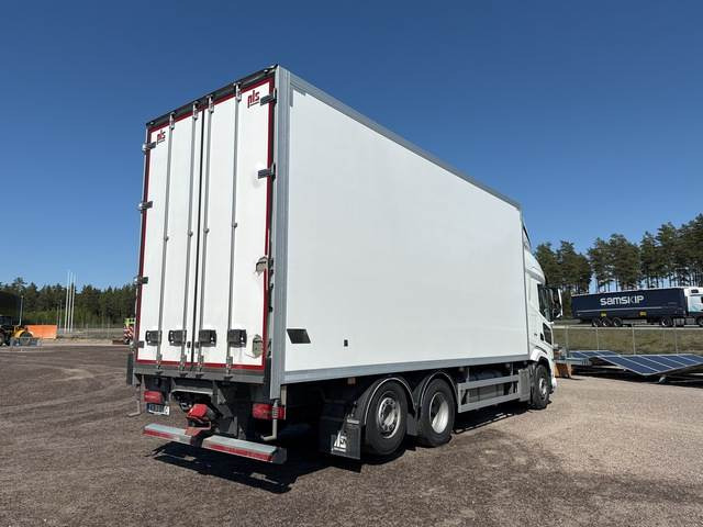DAF XF 530 FAN - Вантажівка з закритим кузовом: фото 3 DAF XF 530 FAN - Вантажівка з закритим кузовом: фото 3
