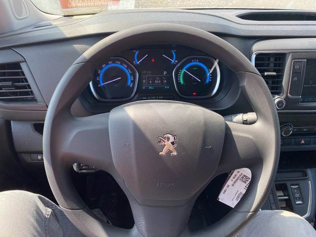 Суцільнометалевий фургон Peugeot E-Expert L3H1: фото 18