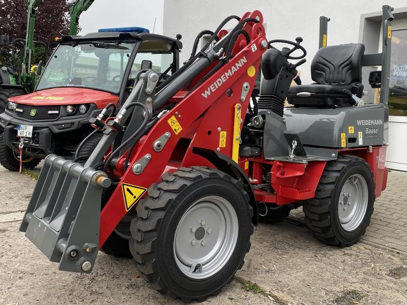 Weidemann 1140 Hoftrac Joystick Automotiv - Компактний фронтальний навантажувач: фото 2 Weidemann 1140 Hoftrac Joystick Automotiv - Компактний фронтальний навантажувач: фото 2