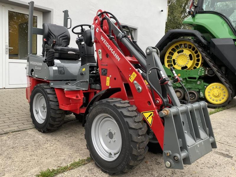 Weidemann 1140 Hoftrac Joystick Automotiv - Компактний фронтальний навантажувач: фото 4 Weidemann 1140 Hoftrac Joystick Automotiv - Компактний фронтальний навантажувач: фото 4
