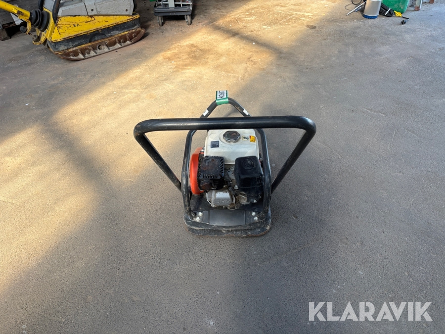 Pladevibrator Husqvarna LFV 80 - Віброплита: фото 4 Pladevibrator Husqvarna LFV 80 - Віброплита: фото 4