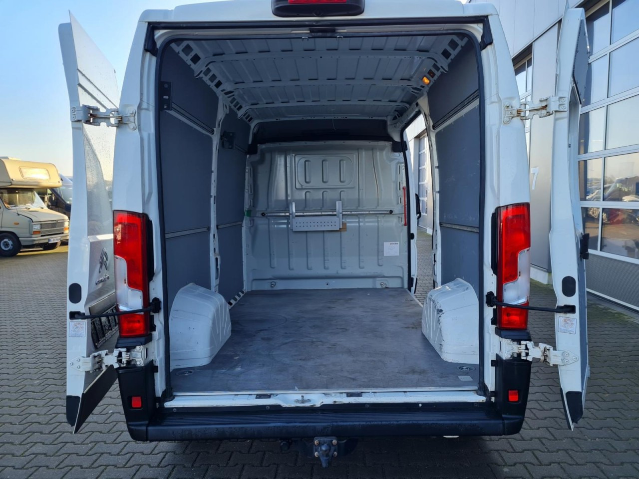 Citroen Jumper 33 Kasten L2H2 AHK KLIMA KAMERA TEMPOMAT - Легковий фургон: фото 5 Citroen Jumper 33 Kasten L2H2 AHK KLIMA KAMERA TEMPOMAT - Легковий фургон: фото 5