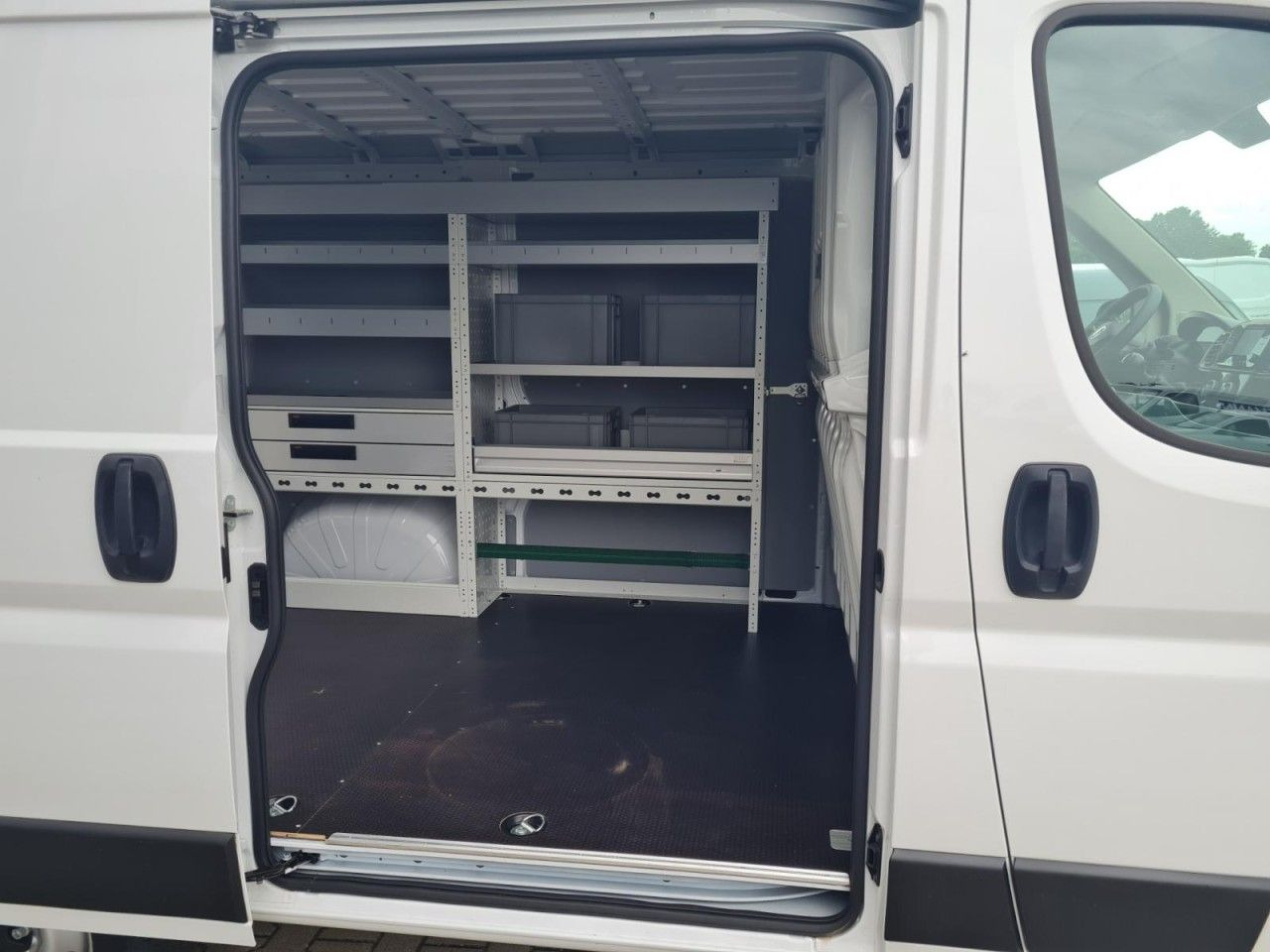 Fiat Ducato 30 Kasten L1H1 KLIMA PDC REGALE TEMPOMAT - Легковий фургон: фото 5 Fiat Ducato 30 Kasten L1H1 KLIMA PDC REGALE TEMPOMAT - Легковий фургон: фото 5