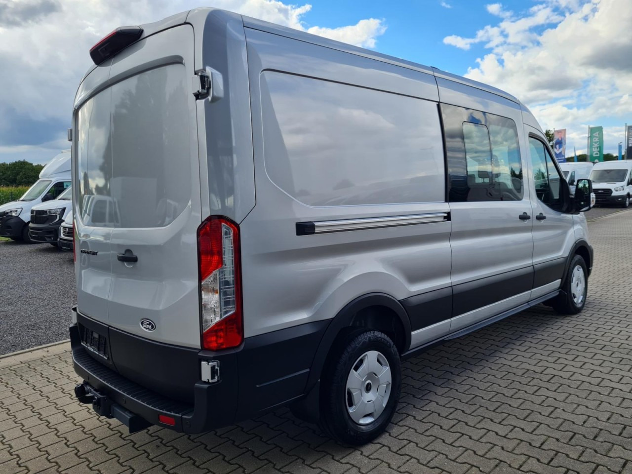 Ford Transit 3,5t Kasten Doka TDCi L3 Trend AHK PDC KAMERA - Суцільнометалевий фургон, Вантажопасажирський фургон: фото 4 Ford Transit 3,5t Kasten Doka TDCi L3 Trend AHK PDC KAMERA - Суцільнометалевий фургон, Вантажопасажирський фургон: фото 4