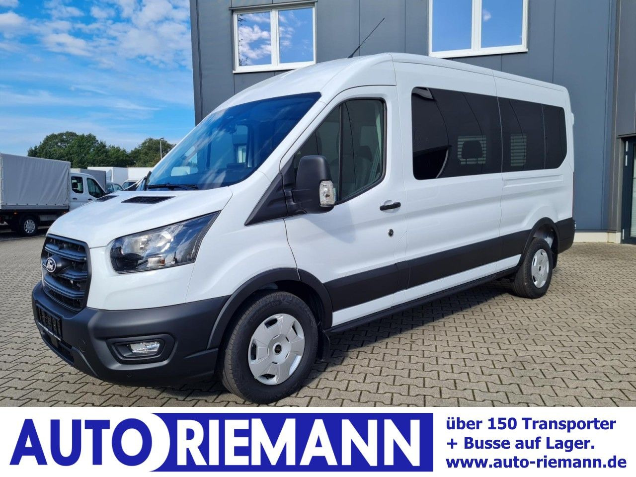 Ford Transit 350 Kombi TDCi L3 Trend 9 Sitzer AUTOMAT - Пасажирський фургон: фото 1 Ford Transit 350 Kombi TDCi L3 Trend 9 Sitzer AUTOMAT - Пасажирський фургон: фото 1