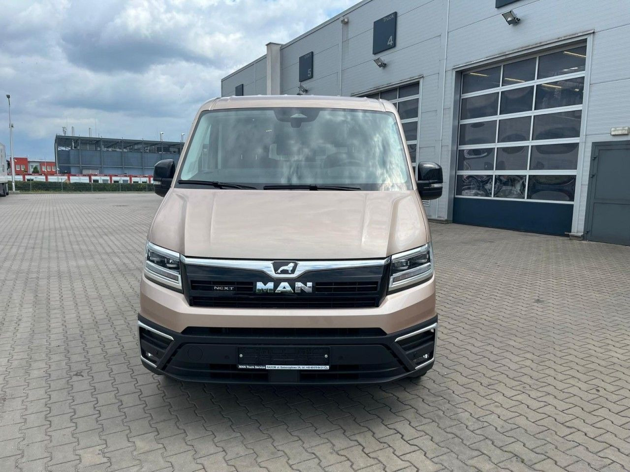 MAN TGE 3.180 TDi Kombi 9 Sitzer LED LM KAMERA Sonde - Пасажирський фургон: фото 2 MAN TGE 3.180 TDi Kombi 9 Sitzer LED LM KAMERA Sonde - Пасажирський фургон: фото 2