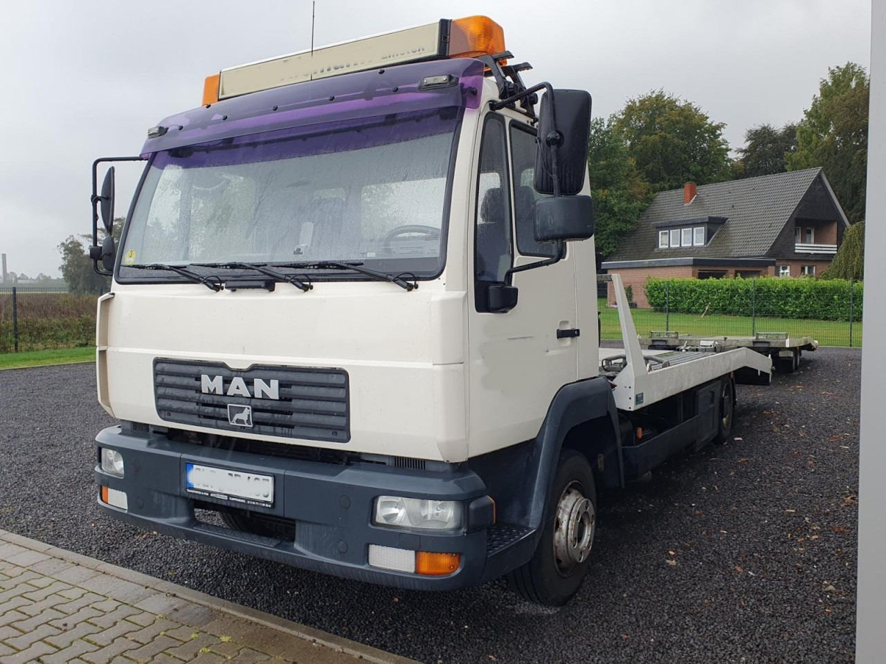 Man LE 8.180 Autotransporter evtl. mit Anhänger - Автовоз вантажівка: фото 2 Man LE 8.180 Autotransporter evtl. mit Anhänger - Автовоз вантажівка: фото 2