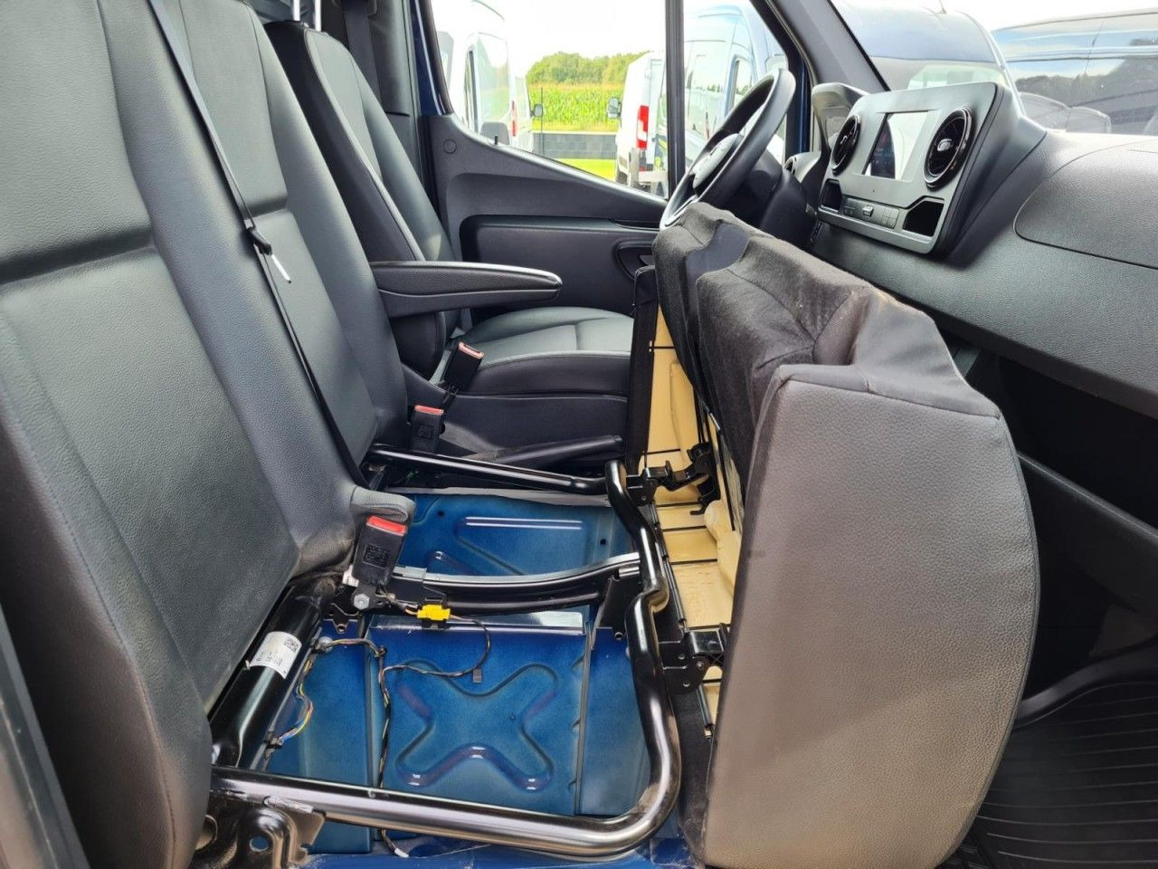 Суцільнометалевий фургон Mercedes-Benz Sprinter 316 Kasten CDI MR RWD AHK MBUX KAMERA: фото 20