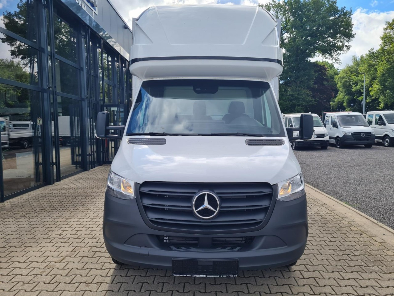 Mercedes-Benz Sprinter 317 Pritsche Plane Schlafkab RWD 10 Pal - Тентований фургон: фото 2 Mercedes-Benz Sprinter 317 Pritsche Plane Schlafkab RWD 10 Pal - Тентований фургон: фото 2