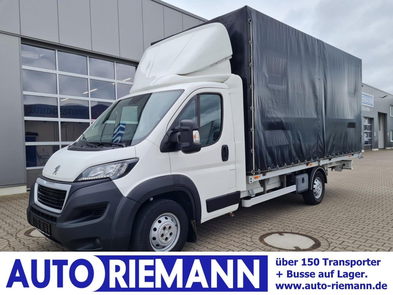 Peugeot Boxer 3,5t Pritsche Plane 2.2 HDi L4 435 - Тентований фургон: фото 1 Peugeot Boxer 3,5t Pritsche Plane 2.2 HDi L4 435 - Тентований фургон: фото 1