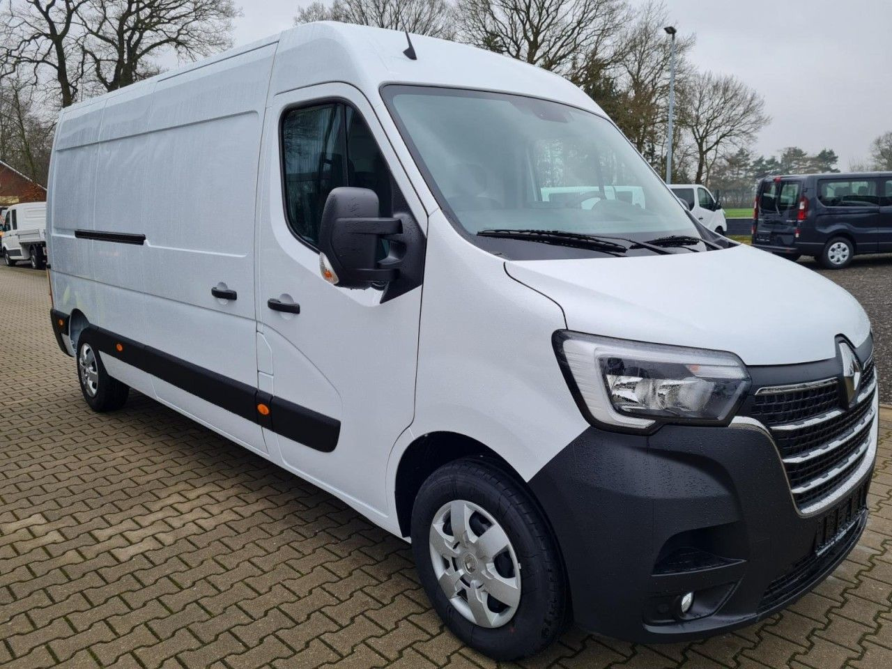 Renault Master 35 Kasten L3H2 PDC KLIMA KOMFORT Navi App - Суцільнометалевий фургон: фото 3 Renault Master 35 Kasten L3H2 PDC KLIMA KOMFORT Navi App - Суцільнометалевий фургон: фото 3