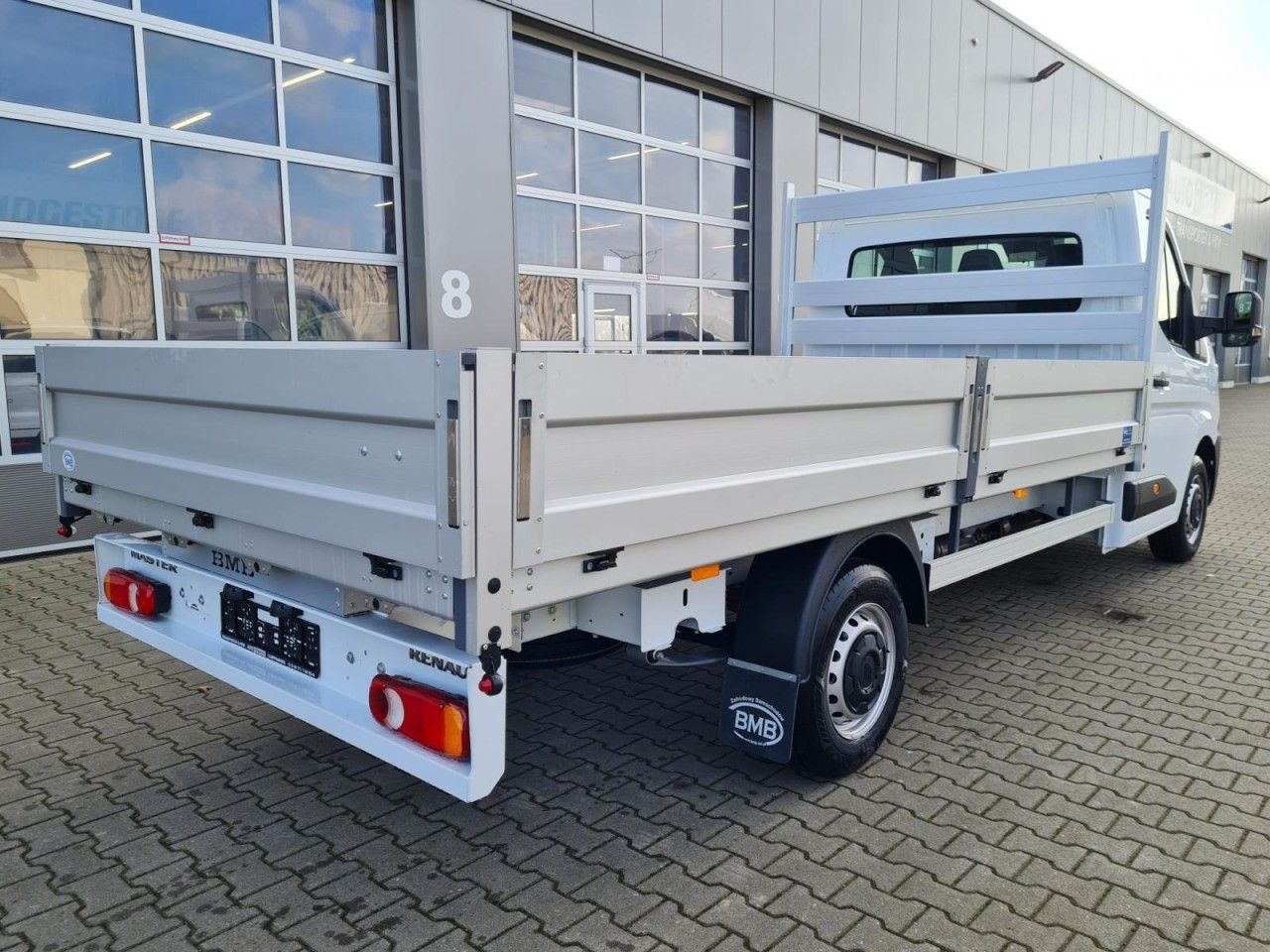 Renault Master New 35 Pritsche lang KLIMA KOMFORT TEMPOM - Легка бортова вантажівка: фото 4 Renault Master New 35 Pritsche lang KLIMA KOMFORT TEMPOM - Легка бортова вантажівка: фото 4