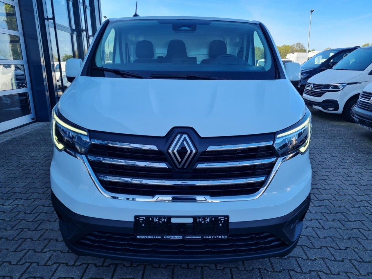 Renault Trafic Kühlkasten dCi 130 L2H1 3,0t Navi App Kli - Фургон-рефрижератор: фото 2 Renault Trafic Kühlkasten dCi 130 L2H1 3,0t Navi App Kli - Фургон-рефрижератор: фото 2