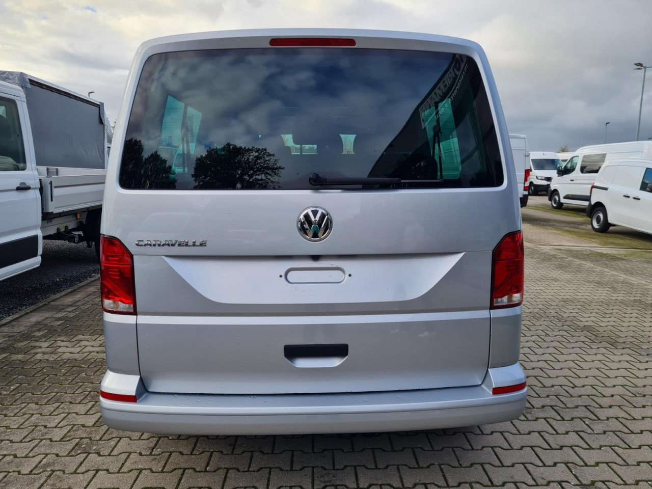 VW Volkswagen T6.1 Caravelle TDI lang 9 Sitzer 2 Schiebetüren Trendl. - Мікроавтобус, Пасажирський фургон: фото 5 VW Volkswagen T6.1 Caravelle TDI lang 9 Sitzer 2 Schiebetüren Trendl. - Мікроавтобус, Пасажирський фургон: фото 5