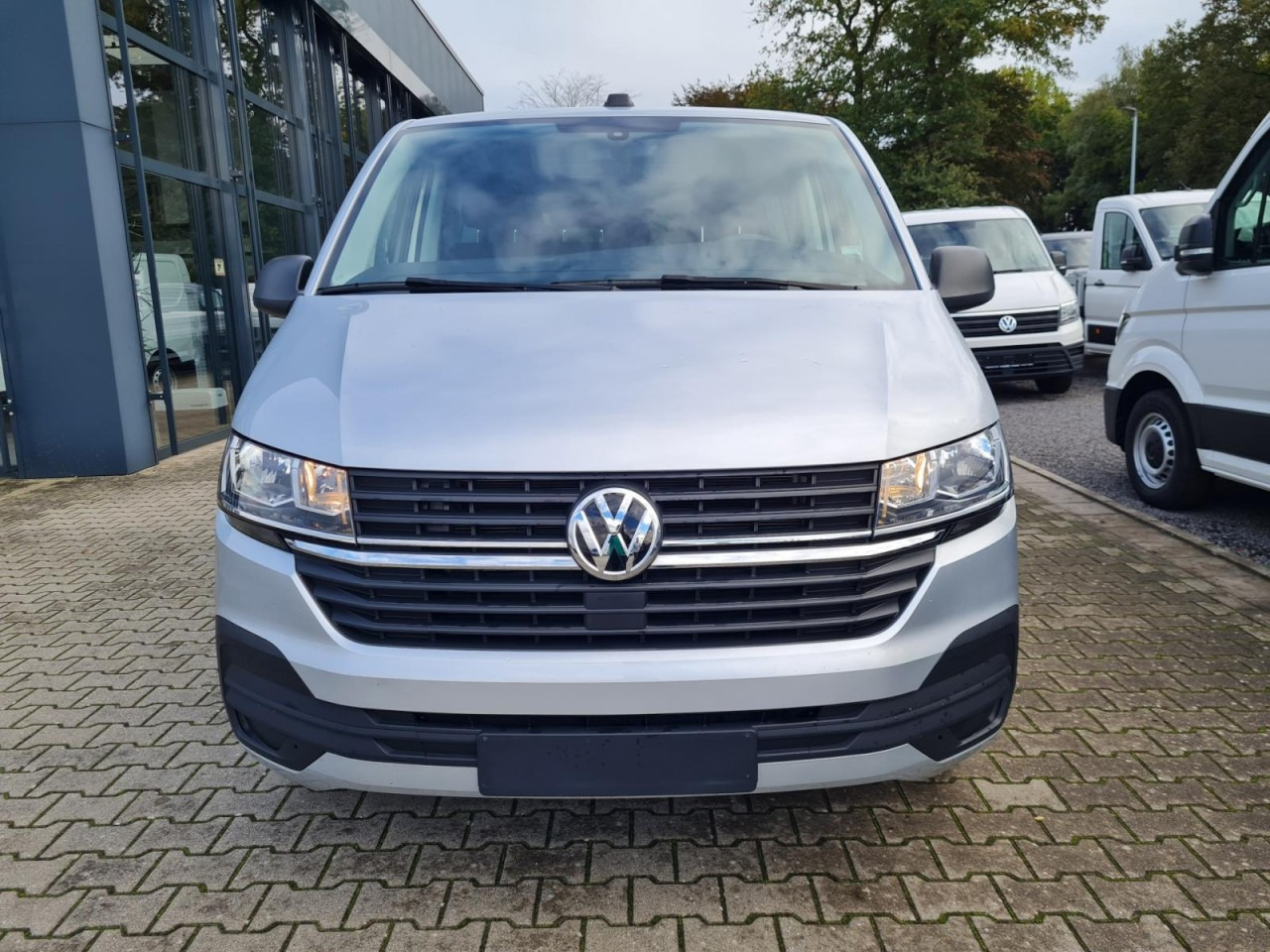 VW Volkswagen T6.1 Caravelle TDI lang 9 Sitzer 2 Schiebetüren Trendl. - Мікроавтобус, Пасажирський фургон: фото 2 VW Volkswagen T6.1 Caravelle TDI lang 9 Sitzer 2 Schiebetüren Trendl. - Мікроавтобус, Пасажирський фургон: фото 2
