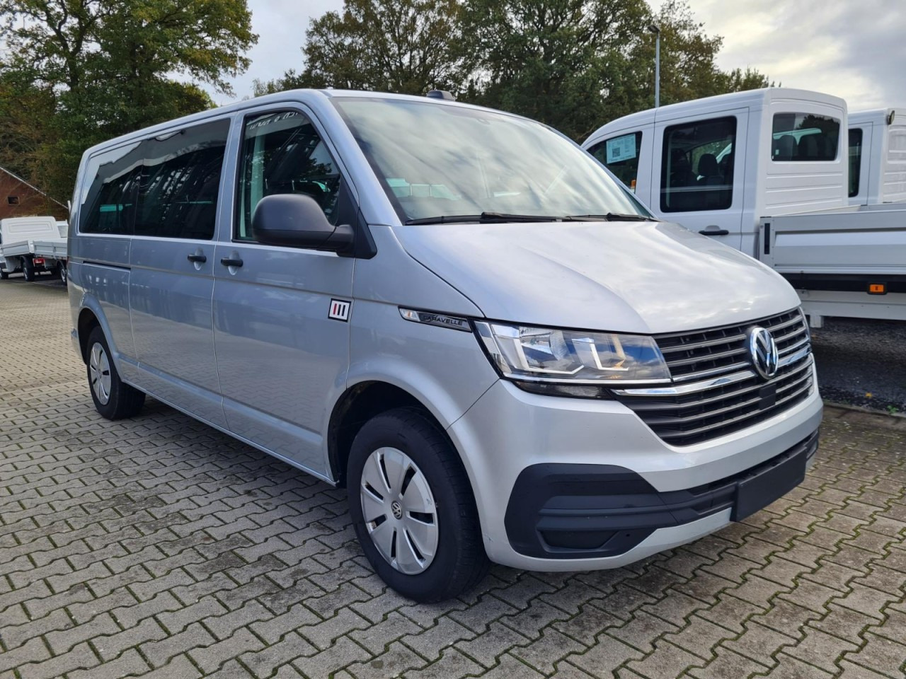 VW Volkswagen T6.1 Caravelle TDI lang 9 Sitzer 2 Schiebetüren Trendl. - Мікроавтобус, Пасажирський фургон: фото 3 VW Volkswagen T6.1 Caravelle TDI lang 9 Sitzer 2 Schiebetüren Trendl. - Мікроавтобус, Пасажирський фургон: фото 3