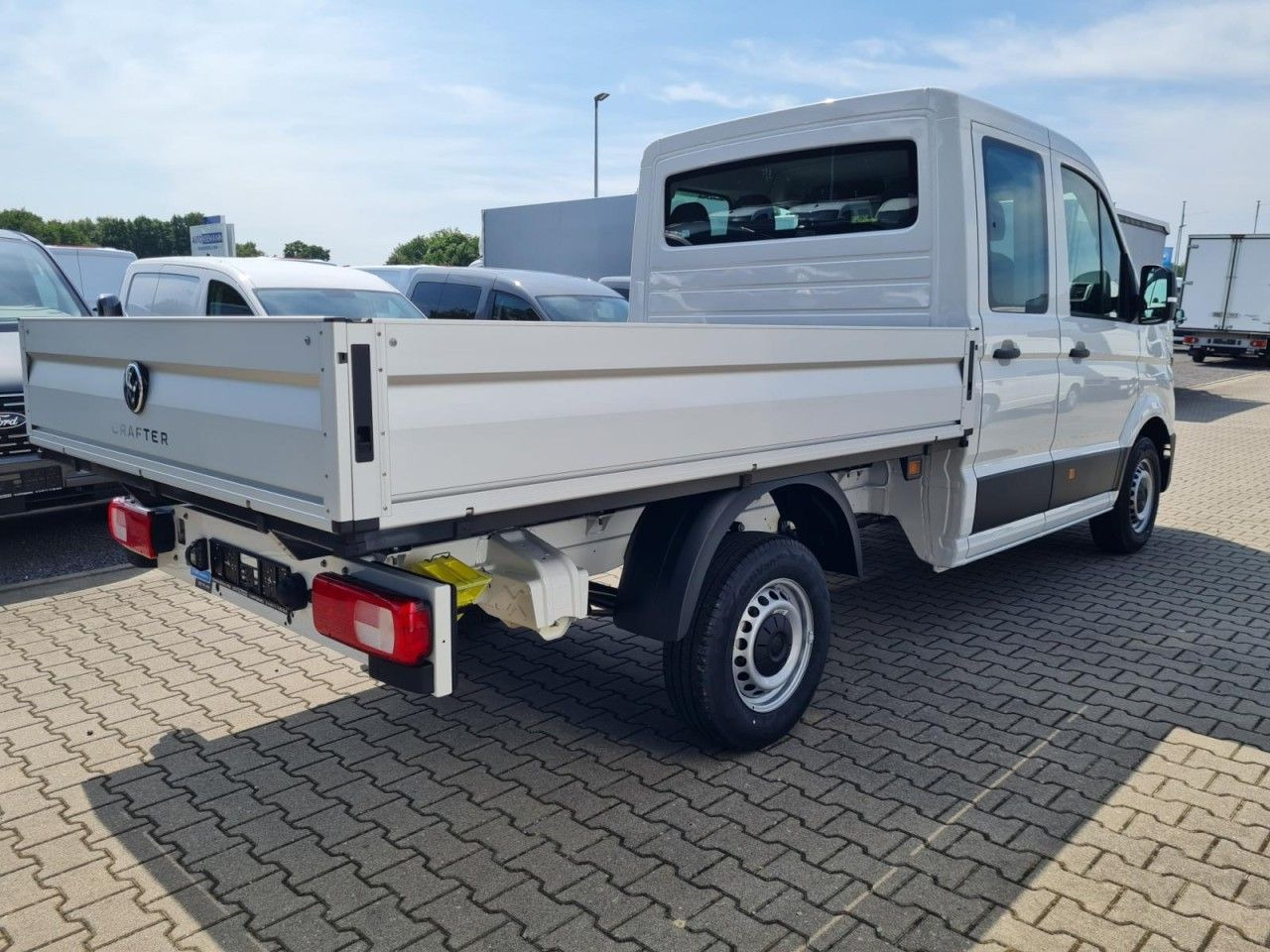 Volkswagen Crafter 35 Doka TDI MR LED KLIMA TEMPOMAT - Легка бортова вантажівка, Вантажопасажирський фургон: фото 4 Volkswagen Crafter 35 Doka TDI MR LED KLIMA TEMPOMAT - Легка бортова вантажівка, Вантажопасажирський фургон: фото 4