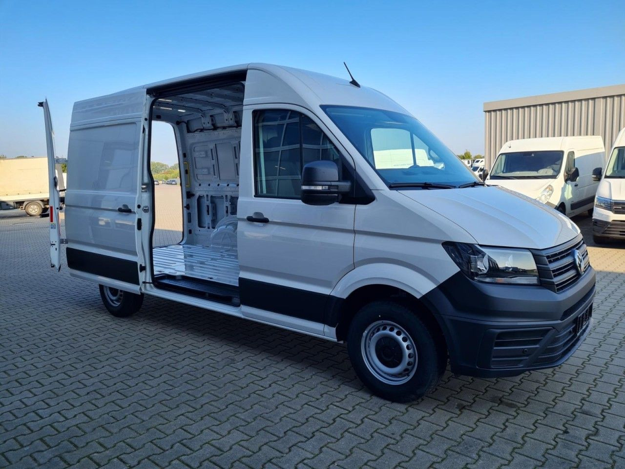 Volkswagen Crafter 35 Kasten MR L3H3 AG KLIMA KAMERA NAVI_A - Суцільнометалевий фургон: фото 3 Volkswagen Crafter 35 Kasten MR L3H3 AG KLIMA KAMERA NAVI_A - Суцільнометалевий фургон: фото 3