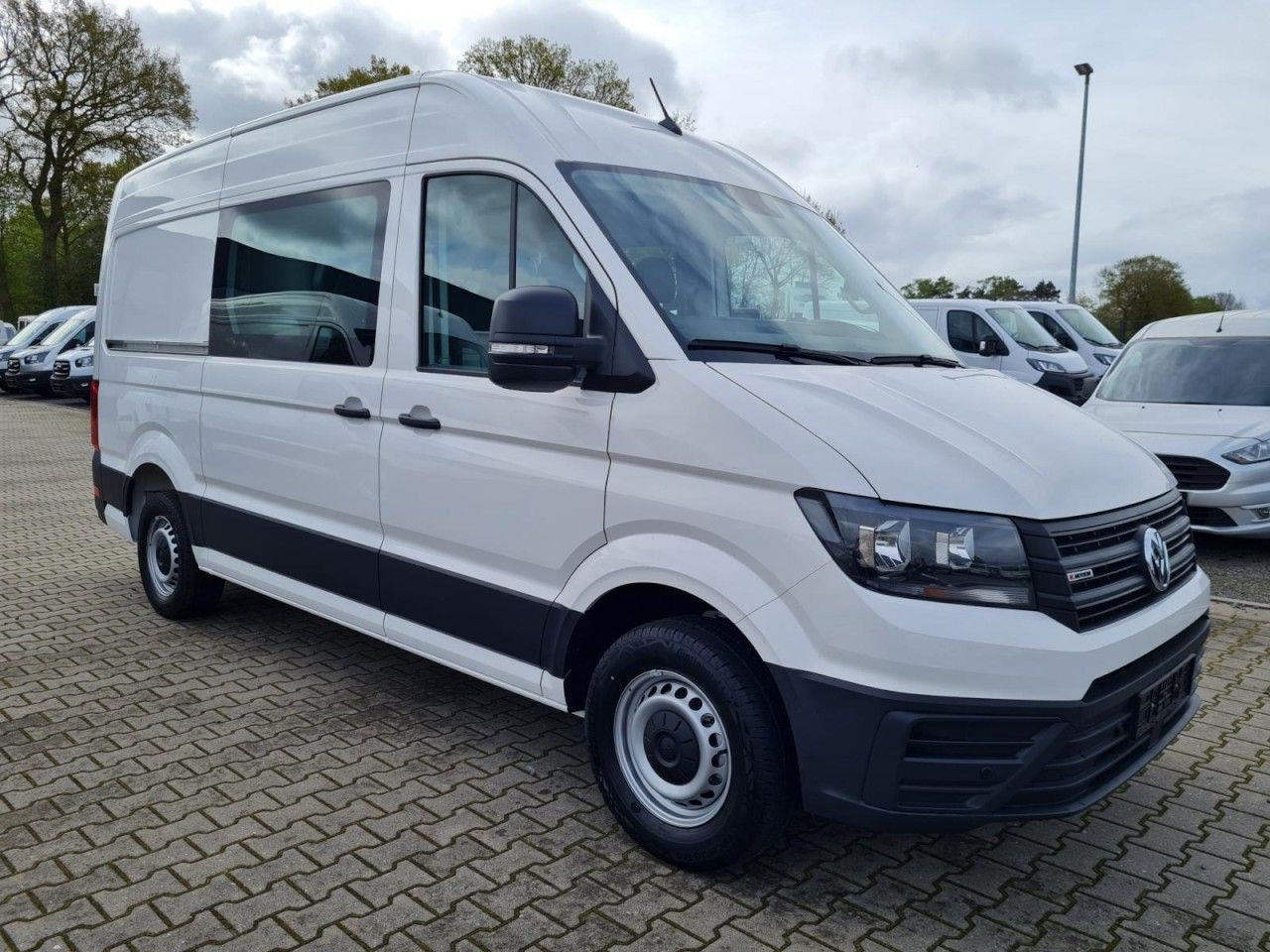 Volkswagen Crafter 35 Kasten PLUS MIXTO DOKA 4motion L3H3 - Суцільнометалевий фургон, Вантажопасажирський фургон: фото 3 Volkswagen Crafter 35 Kasten PLUS MIXTO DOKA 4motion L3H3 - Суцільнометалевий фургон, Вантажопасажирський фургон: фото 3