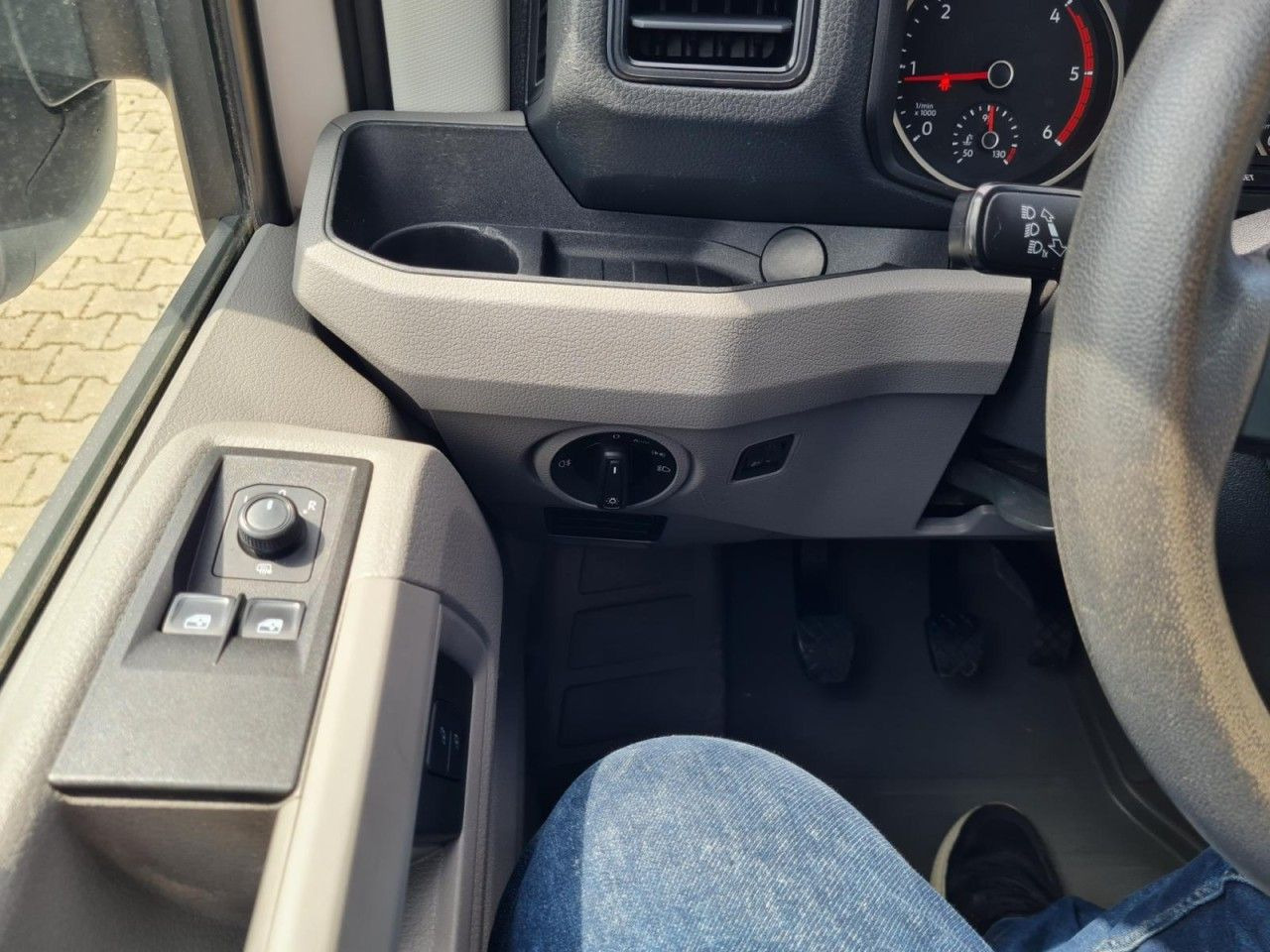Суцільнометалевий фургон, Вантажопасажирський фургон Volkswagen Crafter 35 Kasten Plus Doka mixto TDI L2H2 AHK: фото 21