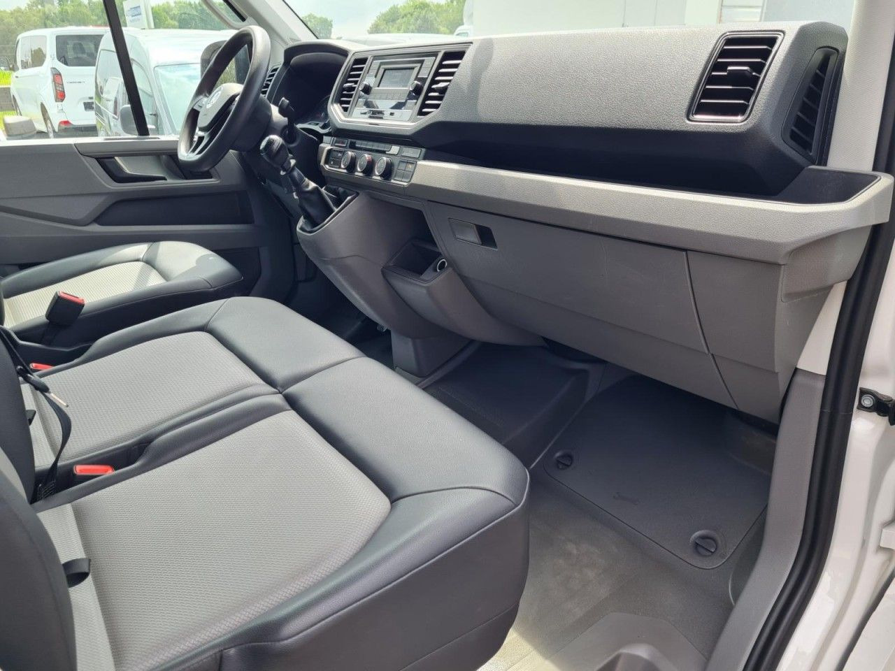 Суцільнометалевий фургон, Вантажопасажирський фургон Volkswagen Crafter 35 Kasten Plus Doka mixto TDI L2H2 AHK: фото 14