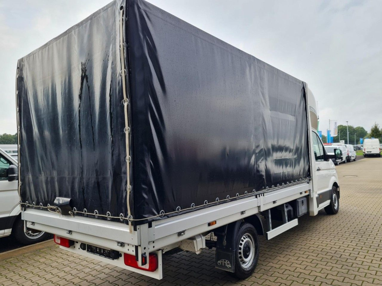 Volkswagen Crafter 35 Pritsche Schlafkabine LED TEMPOMAT - Тентований фургон: фото 4 Volkswagen Crafter 35 Pritsche Schlafkabine LED TEMPOMAT - Тентований фургон: фото 4