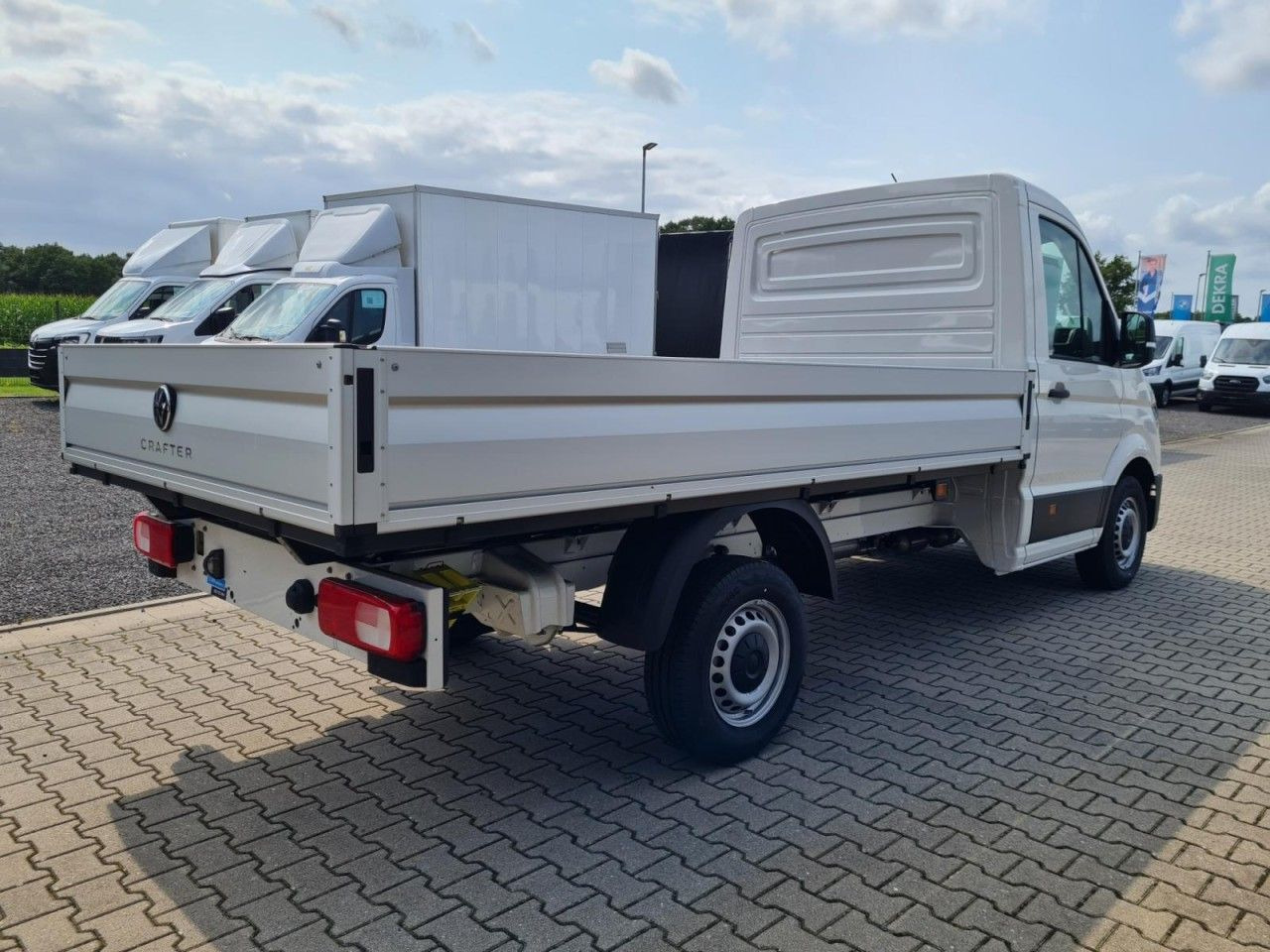 Volkswagen Crafter 35 Pritsche TDi MR L3 KLIMA TEMPOMAT - Легка бортова вантажівка: фото 4 Volkswagen Crafter 35 Pritsche TDi MR L3 KLIMA TEMPOMAT - Легка бортова вантажівка: фото 4