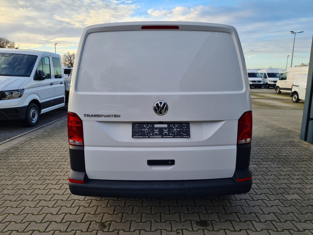 Volkswagen T6.1 Kasten TDI lang L2 DSG KLIMA KAMERA PDC - Легковий фургон: фото 5 Volkswagen T6.1 Kasten TDI lang L2 DSG KLIMA KAMERA PDC - Легковий фургон: фото 5