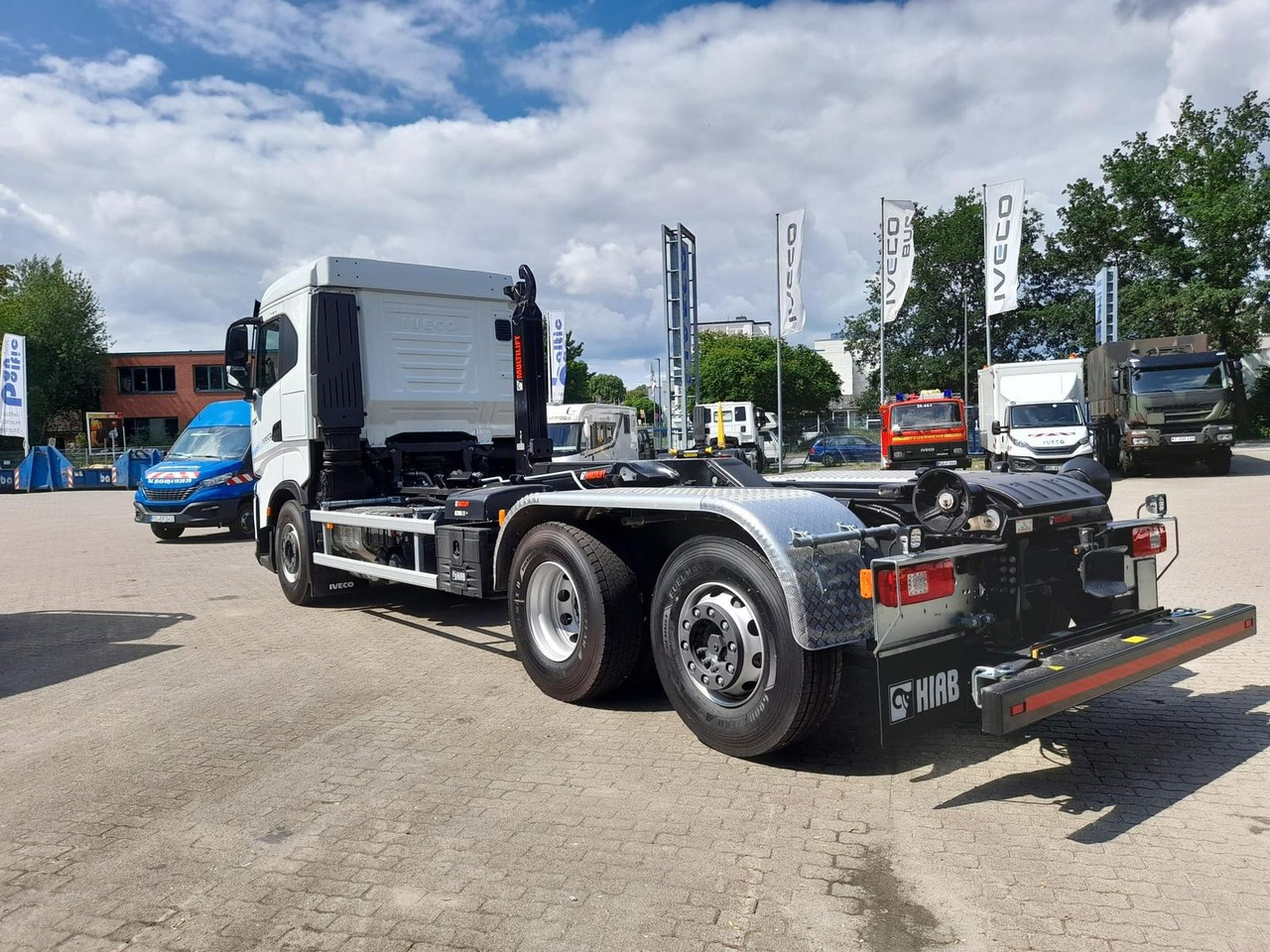 Iveco AD280X46Y/PS ON HIAB 490PS Lenk-Lift - Самоскид вантажівка: фото 4 Iveco AD280X46Y/PS ON HIAB 490PS Lenk-Lift - Самоскид вантажівка: фото 4
