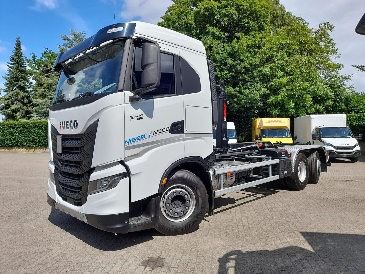 Iveco AD280X46Y/PS ON HIAB 490PS Lenk-Lift - Самоскид вантажівка: фото 1 Iveco AD280X46Y/PS ON HIAB 490PS Lenk-Lift - Самоскид вантажівка: фото 1