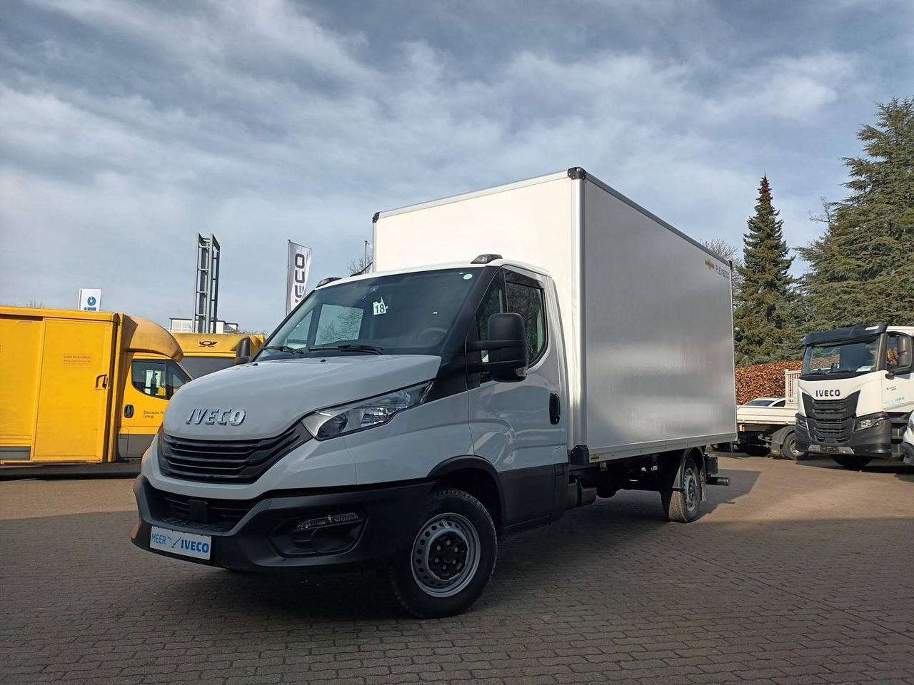 Iveco Daily 35S14HE Koffer LBW, Rückfahrkamera 2x a... - Фургон з закритим кузовом: фото 1 Iveco Daily 35S14HE Koffer LBW, Rückfahrkamera 2x a... - Фургон з закритим кузовом: фото 1